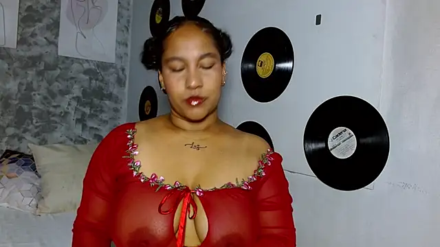 Ambar foxy online show from February 2, 2026, 4:44 am