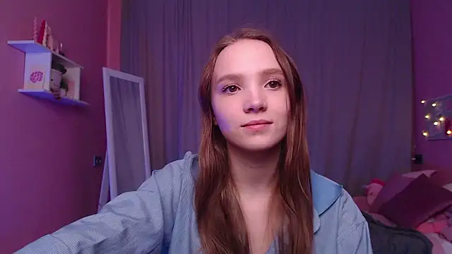 Adria Arjona online show from March 9, 2026, 7:34 am