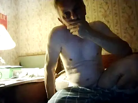 Snapshot of Naturi6 chatting on May 22, 2026, 8:25 pm Naturi6 online show from May 22, 2026, 8:25 pm