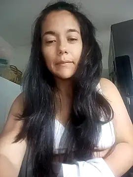 gigi097819 online show from November 3, 2025, 12:02 am