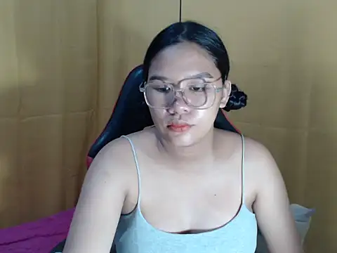 hotsexyreb online show from March 26, 2026, 1:44 am