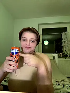 Snapshot of Francine_Wilma chatting on November 4, 2025, 5:56 pm Francine Wilma online show from November 4, 2025, 5:56 pm