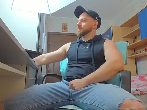 Snapshot of Ryanstone_ chatting on February 23, 2026, 6:44 am Ryanstone online show from February 23, 2026, 6:44 am