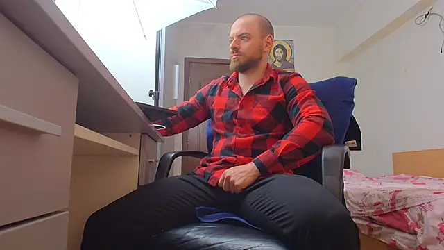 Ryanstone  online show from May 2, 2026, 3:44 am