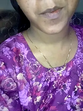 Neha533 online show from April 22, 2026, 4:52 pm