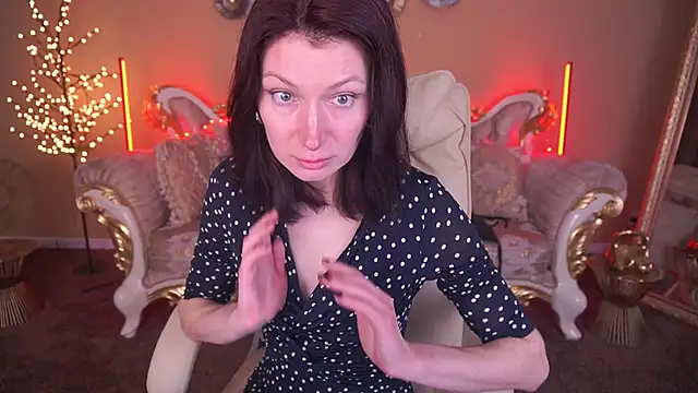 Snapshot of AmiraGoldd chatting on March 6, 2026, 1:51 pm AmiraGoldd online show from March 6, 2026, 1:51 pm