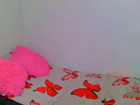 SweetSavage18 online show from November 22, 2025, 10:03 am