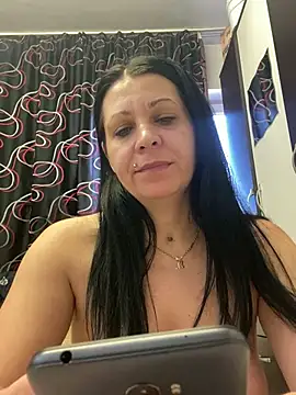 Snapshot of SugarDiamonds chatting on March 7, 2025, 9:18 am SugarDiamonds online show from March 7, 2025, 9:18 am