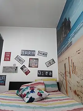 SugarDiamonds online show from March 16, 2026, 5:44 am