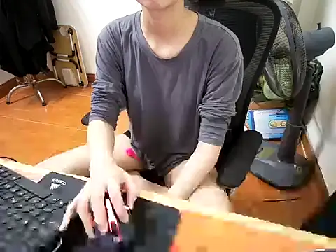 ---Lusi03--- online show from December 2, 2025, 12:05 am