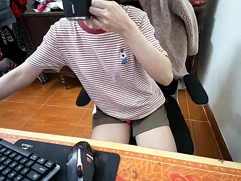 Snapshot of ---Lusi03--- chatting on February 16, 2026, 3:52 pm ---Lusi03--- online show from February 16, 2026, 3:52 pm