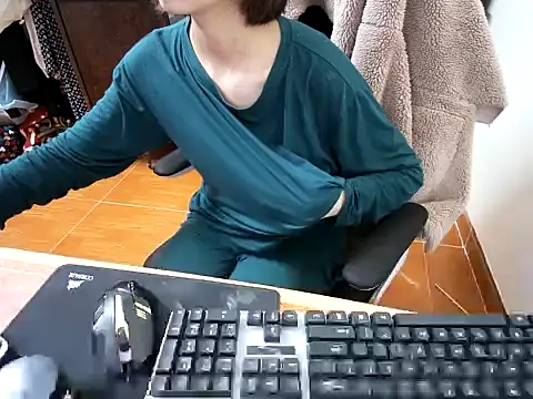 Snapshot of ---Lusi03--- chatting on February 23, 2026, 3:53 pm ---Lusi03--- online show from February 23, 2026, 3:53 pm