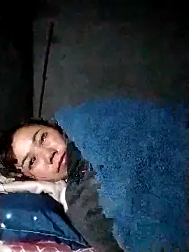 be-yeu online show from December 2, 2025, 1:50 pm