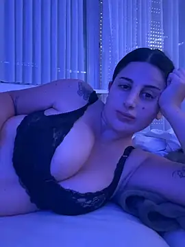 Snapshot of jojoa23 chatting on February 20, 2026, 1:44 pm jojoa23 online show from February 20, 2026, 1:44 pm