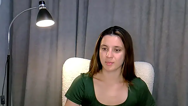 KiraHoney online show from June 25, 2026, 10:03 pm