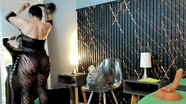 clara heat online show from July 22, 2026, 7:05 pm