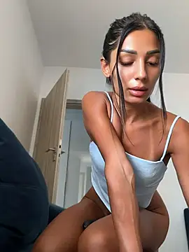 Snapshot of VickyM99 chatting on July 11, 2026, 1:36 pm VickyM99 online show from July 11, 2026, 1:36 pm