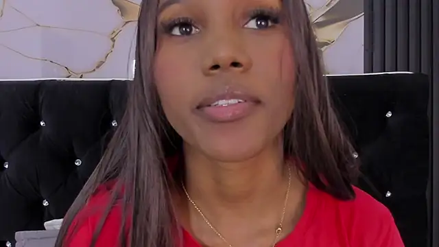 Snapshot of Mia_Devereaux167 chatting on March 24, 2026, 6:35 pm Mia Devereaux167 online show from March 24, 2026, 6:35 pm