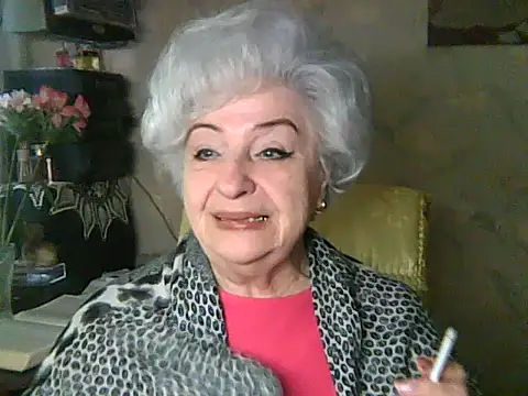 ValeriaKroww online show from April 26, 2026, 4:54 am