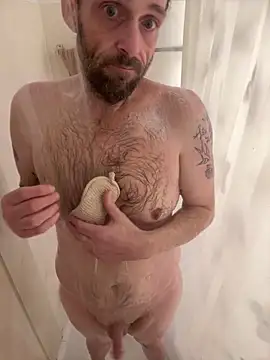 biggdaddyandqueenn online show from February 3, 2026, 4:12 pm