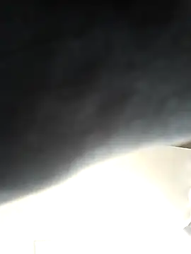 Snapshot of Xeena_ chatting on December 16, 2025, 7:52 pm Xeena online show from December 16, 2025, 7:52 pm