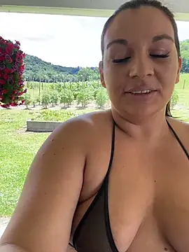 thickfarmtwat online show from June 16, 2026, 6:21 pm