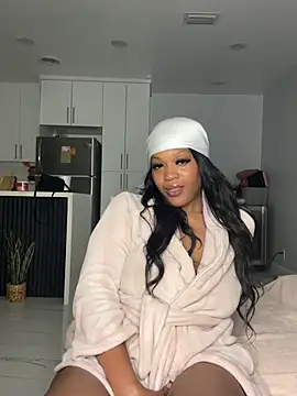 PrincessDreamm online show from March 10, 2026, 12:48 am