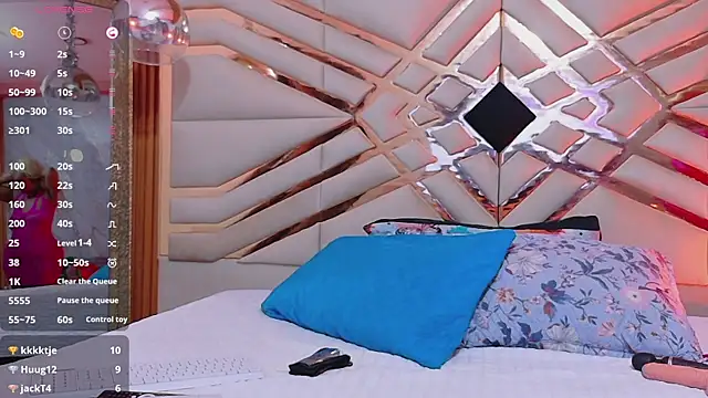 missfoster online show from June 13, 2026, 3:04 am