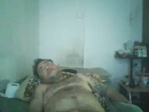 Snapshot of GuilleHotsexy chatting on November 14, 2025, 6:50 pm GuilleHotsexy online show from November 14, 2025, 6:50 pm