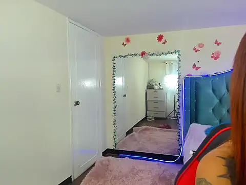 Aurora sky9 online show from January 6, 2026, 8:56 pm