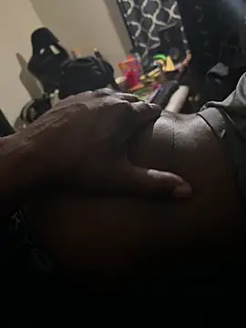 Snapshot of MistaPutHerToBed chatting on November 4, 2025, 10:03 am MistaPutHerToBed online show from November 4, 2025, 10:03 am