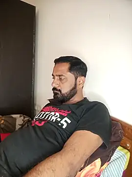 RubyEntity online show from January 15, 2026, 3:55 am