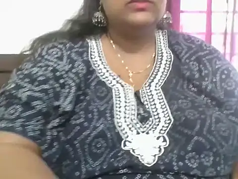 hootypriya online show from February 25, 2026, 4:55 am