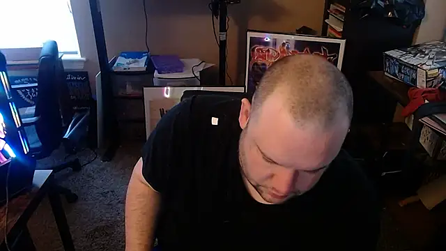 MegaChip online show from December 5, 2025, 9:00 pm