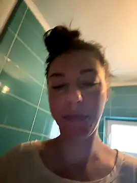 EdaQueen online show from November 30, 2025, 7:12 am