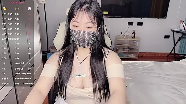 Chayka 21 online show from November 6, 2025, 1:12 pm