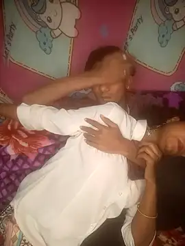 Freakingromance online show from February 14, 2026, 1:19 pm