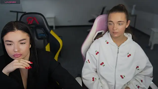 Stella sun054 online show from February 16, 2026, 12:45 pm