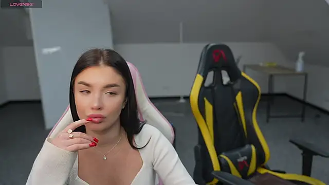 Stella sun054 online show from February 18, 2026, 12:34 pm