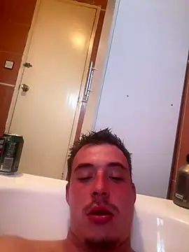 Carlostosssss online show from November 4, 2025, 3:44 pm