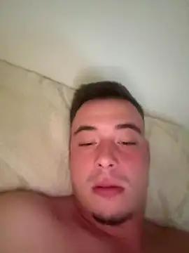 Carlostosssss online show from November 5, 2025, 2:39 pm