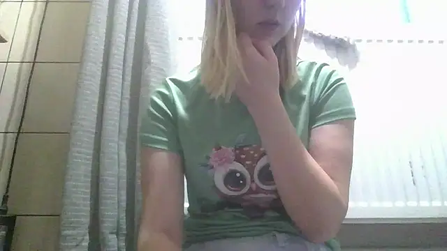 dirty sasha00 online show from May 13, 2026, 2:42 am