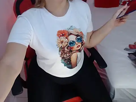 lesly 36 online show from February 3, 2026, 1:16 pm