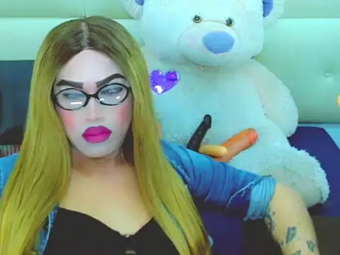 NharaBigCock online show from June 30, 2026, 4:30 pm
