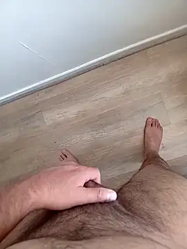 Snapshot of Latinx chatting on November 4, 2025, 5:45 pm Latinx online show from November 4, 2025, 5:45 pm