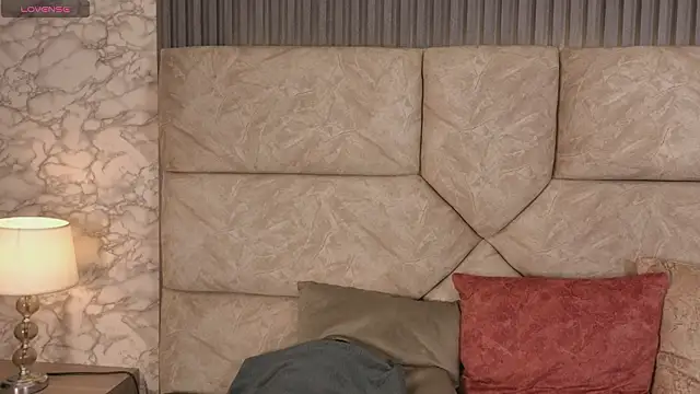 Snapshot of violett_fowlerxx chatting on February 17, 2026, 4:31 am violett fowlerxx online show from February 17, 2026, 4:31 am