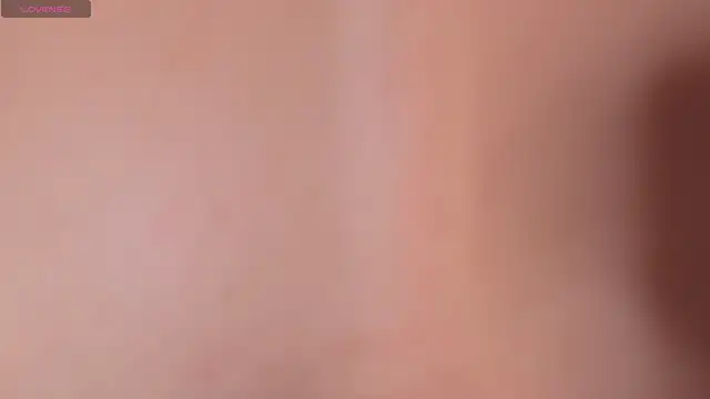 violett fowlerxx online show from May 11, 2026, 5:35 am