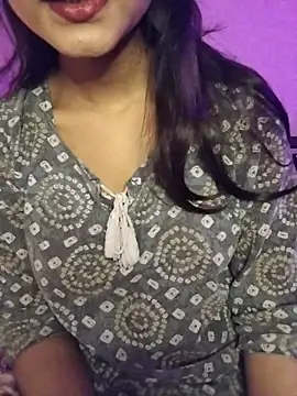 Snapshot of simran_patel chatting on January 5, 2026, 6:55 pm simran patel online show from January 5, 2026, 6:55 pm