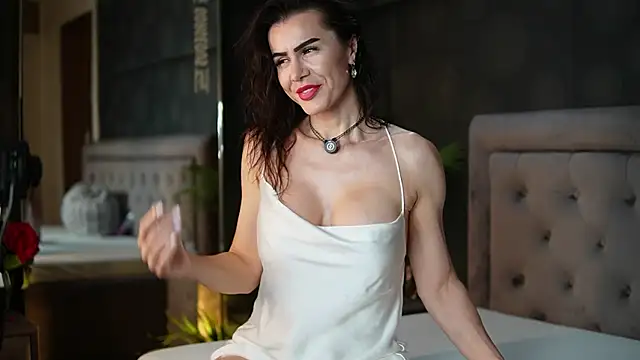 CelineHeaven online show from August 7, 2026, 5:26 pm