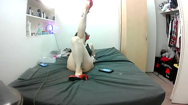 Snapshot of Empress_Lilith chatting on May 12, 2026, 3:31 pm Empress Lilith online show from May 12, 2026, 3:31 pm